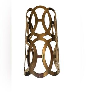 Elegant Gold Cutout Bracelet